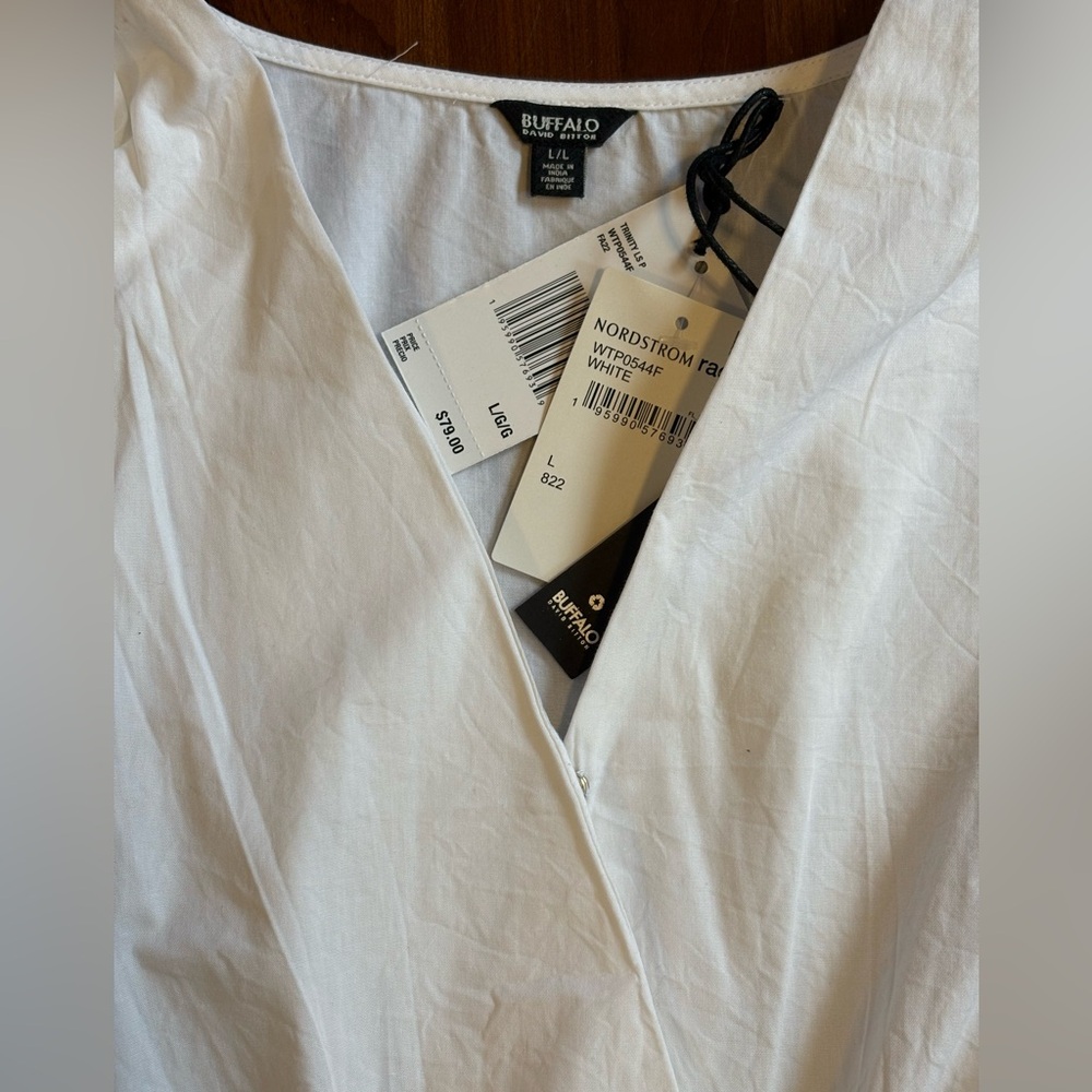 NWT Women’s Buffalo David Bitton Trinity White Smocked Cotton Blouse, Size L - Picture 3 of 7